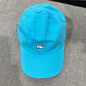 Blue vineyard vines hat